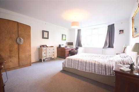 2 bedroom apartment to rent, Lea Road, Heaton  Moor, Stockport, SK4