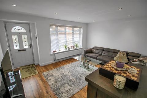 3 bedroom detached house for sale, Lawns Square, New Farnley, Leeds