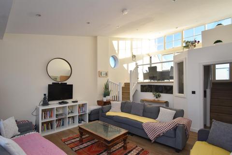 4 bedroom end of terrace house for sale, St. Margarets Road, St. Leonards-On-Sea