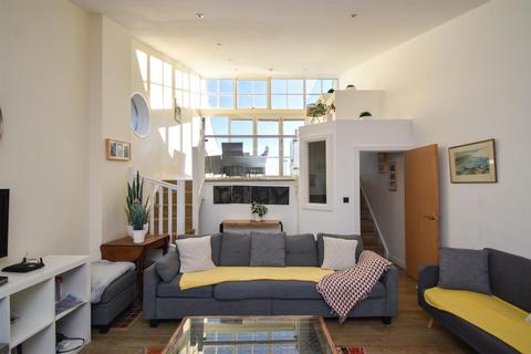 4 bedroom end of terrace house for sale, St. Margarets Road, St. Leonards-On-Sea