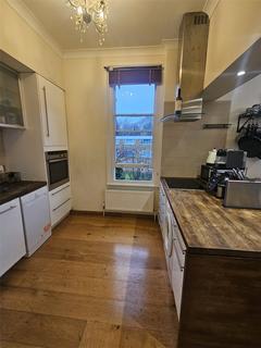 2 bedroom apartment to rent, Birdhurst Road, South Croydon, CR2