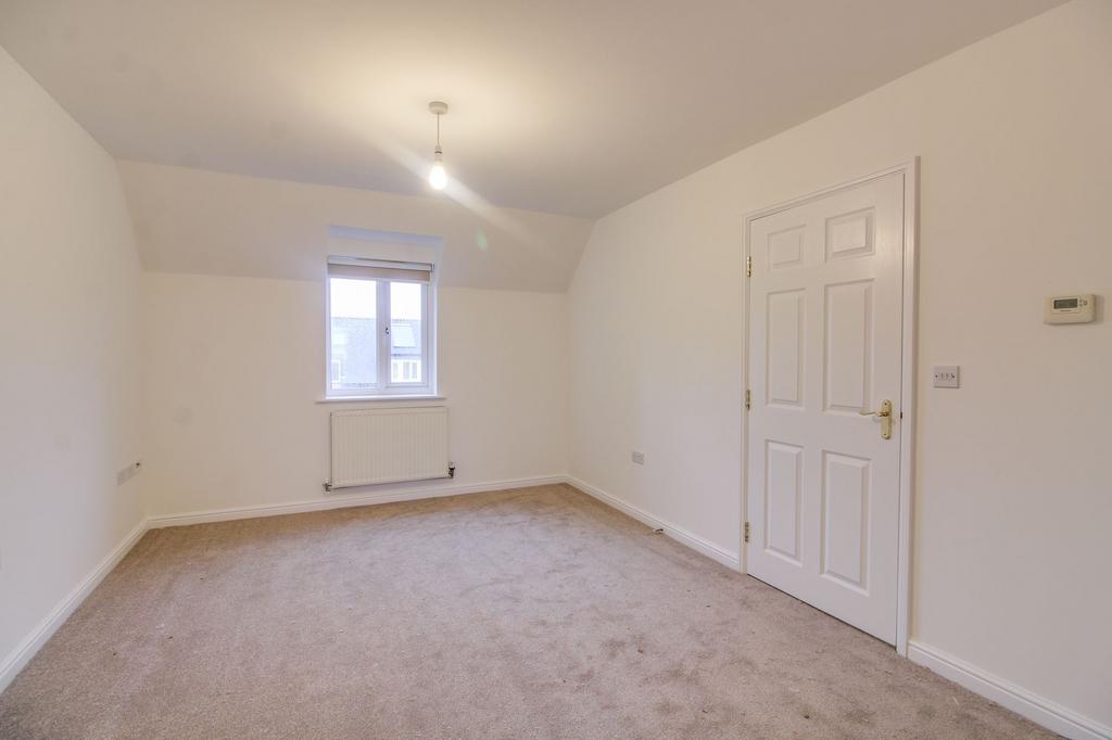 Sitting/dining room