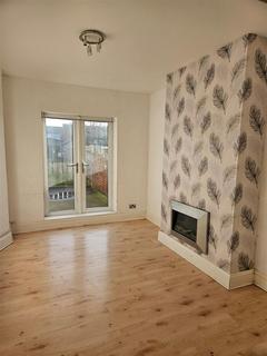 3 bedroom terraced house to rent, 3 Sunfield VillasWithernseaEast YorkshireHU19 2EF