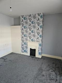 3 bedroom terraced house to rent, 3 Sunfield VillasWithernseaEast YorkshireHU19 2EF