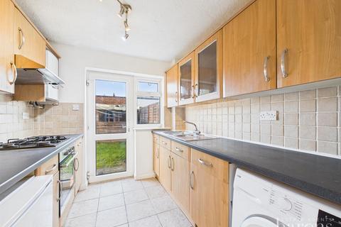 undefined, Lyn Court, Basingstoke RG21