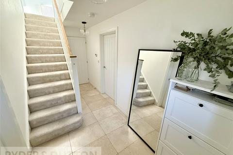 3 bedroom detached house to rent, Trinity Drive, Failsworth, Manchester, Greater Manchester, M35
