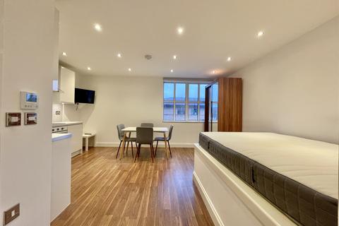 Studio to rent, Iron Bridge Close, London NW10