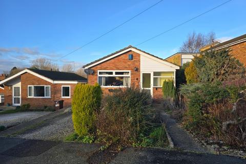 2 bedroom bungalow for sale, Parkfield Road, Long Buckby, NN6 7QJ