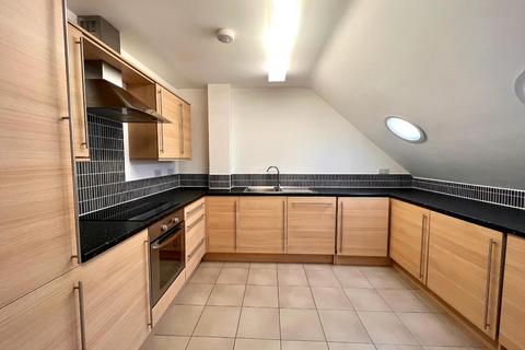 4 bedroom apartment to rent, Watling Street, Weedon, Northamptonshire NN7