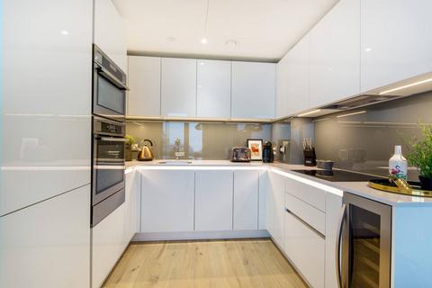 1 bedroom flat to rent, Lombard Wharf, Battersea, London, SW11