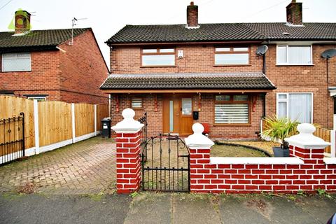 Hollin Acre, Westhoughton, BL5 2LJ