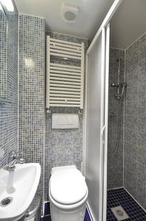 Studio to rent, Fairholme Road, West Kensington, London, W14