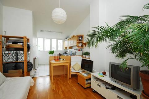 2 bedroom flat to rent, Tregunter Road, Kensington, London, SW10