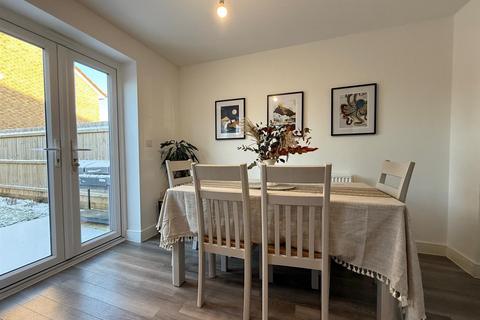 undefined, Forsythia Road, Ely CB6