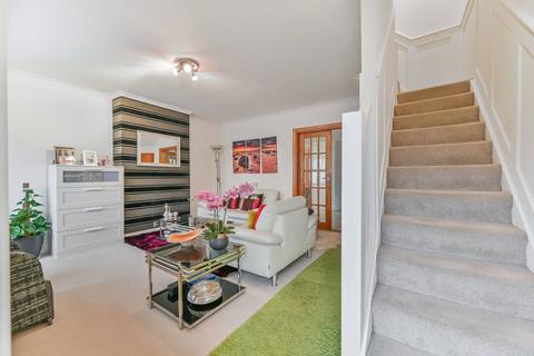 3 bedroom semi-detached house to rent, Oldfields Road, Sutton, SM1
