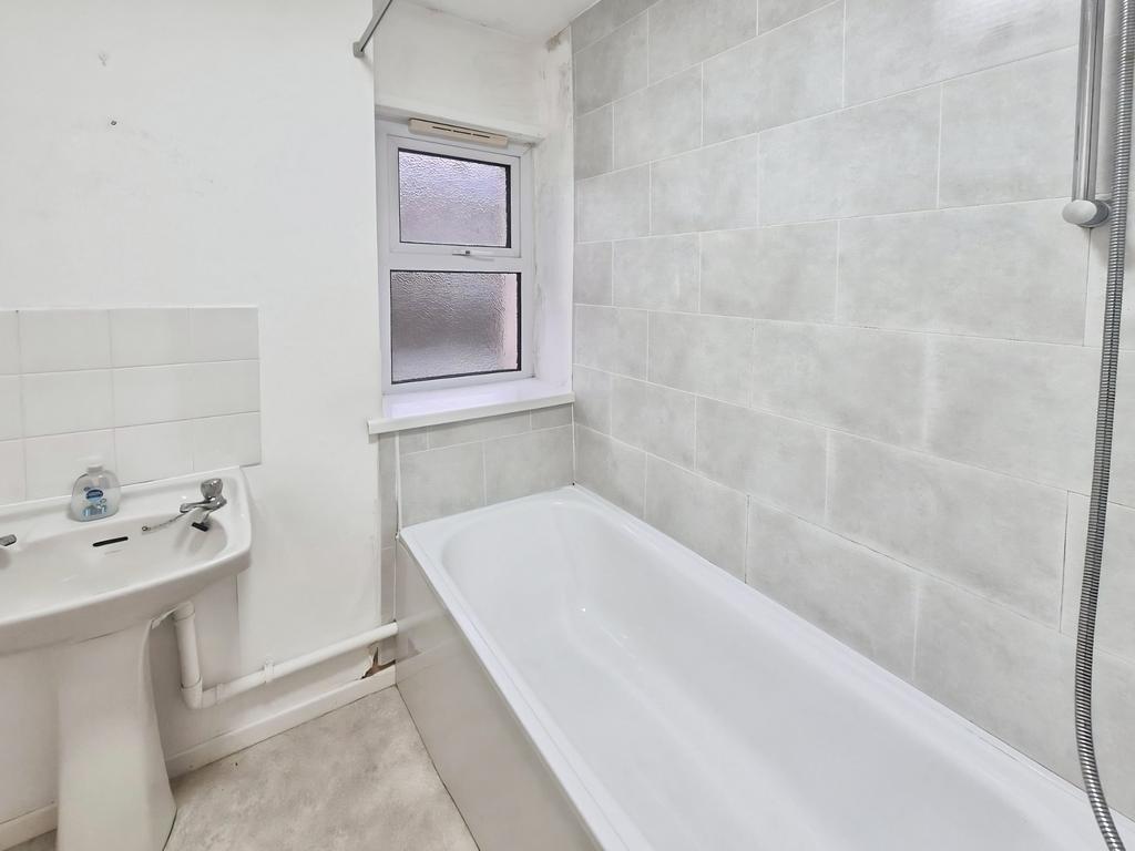 30da4641-bathroom