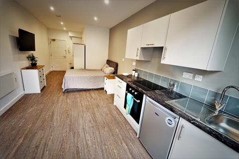 1 bedroom flat to rent, St Marks Court, City Centre, Nottingham, Nottinghamshire, NG3