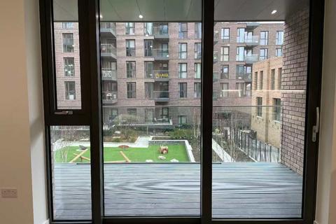 2 bedroom apartment to rent, Willowbrook House, London N4