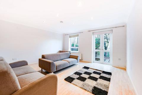 3 bedroom semi-detached house for sale, Chargrove Close, Canada Water, London, SE16