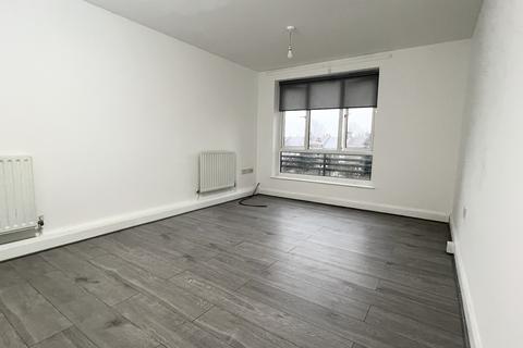 2 bedroom flat to rent, Washbourne Court, Edmonton, N9