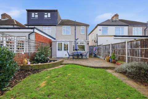 undefined, Eddy Close, Romford, Greater London, RM7 9HS
