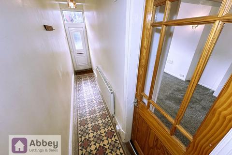3 bedroom terraced house to rent, Beaconsfield Road, Leicester, LE3