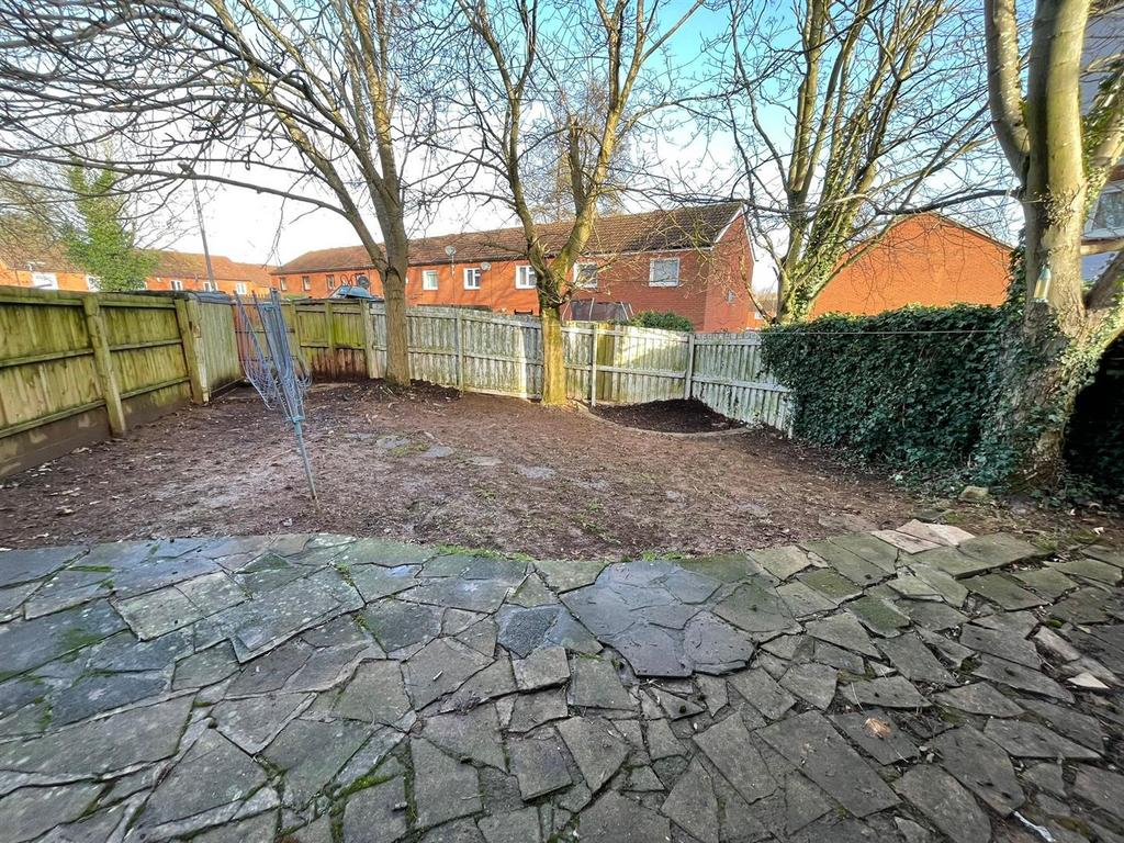 Rear Garden (1).jpg