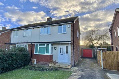 25 Lakes Lane, Newport Pagnell, MK16 8HS