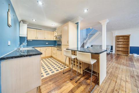 3 bedroom duplex for sale, The Crescent, Bedford, MK40