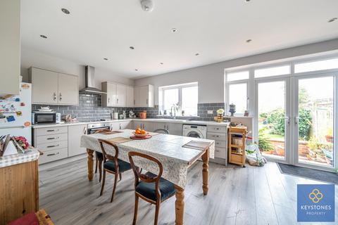 undefined, Lodge Lane, Romford, RM5
