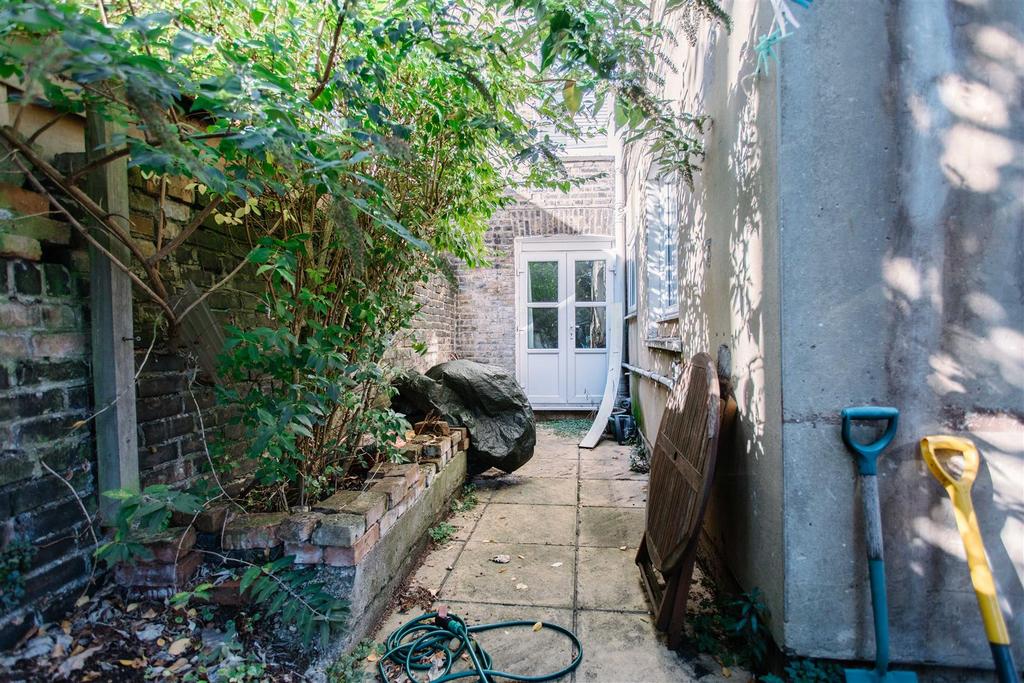 OO beatrice road davies davies 36.jpg
