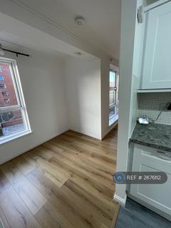 2 bedroom flat to rent, Benalder Street, Glasgow, G11