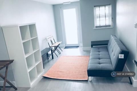 2 bedroom flat to rent, Henry Street, Reading, RG1