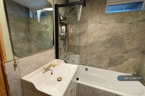 1 bedroom flat to rent, Glanville Road, London, SW2