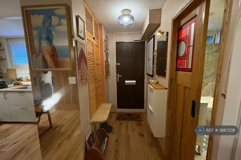 1 bedroom flat to rent, Glanville Road, London, SW2