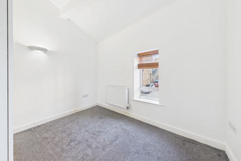 3 bedroom house to rent, Owens Quay, Bingley