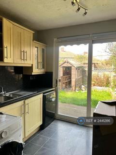 4 bedroom terraced house to rent, Landseer Avenue, London, E12