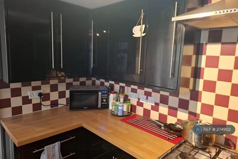 1 bedroom in a house share to rent, Belmont Road, Ramsgate, CT11