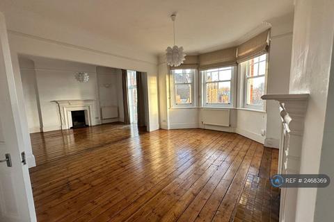 3 bedroom flat to rent, Glyn Mansions, London, W14