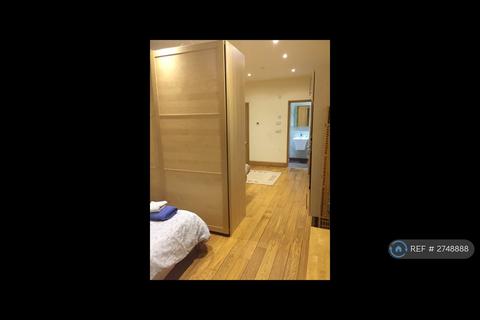 Studio to rent, College Road, Maidenhead, SL6