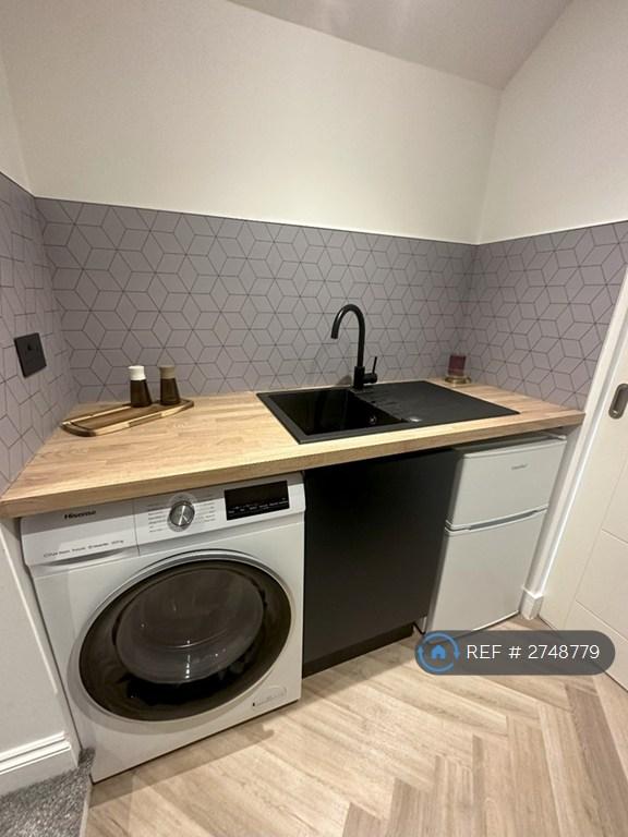 Room 3 Kitchen