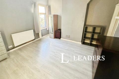 2 bedroom terraced house to rent, Kimberley Road, ST1