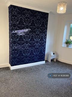 2 bedroom bungalow to rent, Shear Brow, Blackburn, BB1