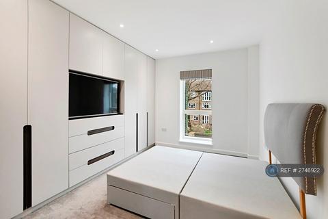 2 bedroom flat to rent, Hafer Road, London, SW11