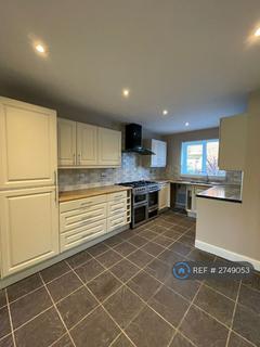 3 bedroom terraced house to rent, Loxley Close, Redditch, B98