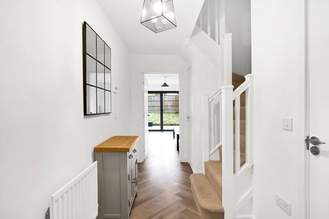 4 bedroom semi-detached house for sale, Pinckney Lane, Salisbury SP5