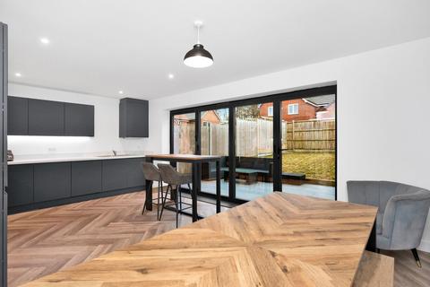 4 bedroom semi-detached house for sale, Pinckney Lane, Salisbury SP5