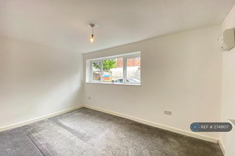 undefined, Bury New Road, Prestwich, Manchester, M25