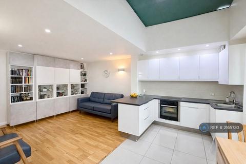 undefined, Golders Rise, London, NW4