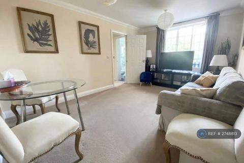2 bedroom flat to rent, San Remo Towers, Bournemouth, BH5